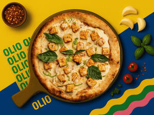 Paneer Red-Hot Pizza