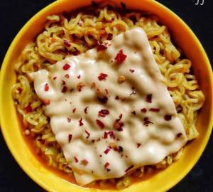Cheesy Maggie