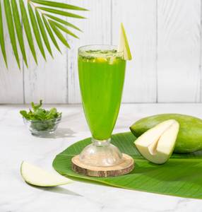 Raw Mango Mojito