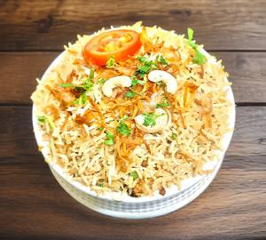 Lucknowi Chicken Dum Biryani plate