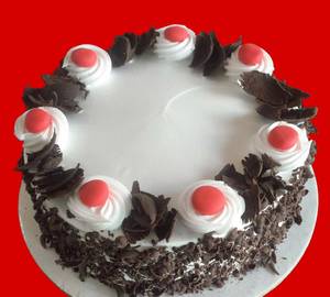 Eggless Black Forest Cake (500 Grams)