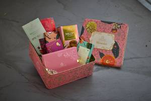 Anniversary/ Celebration Hamper