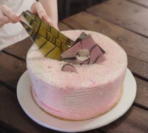 Strawberry cake1 pound