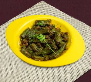 Achari Masala Bhindi....full plate