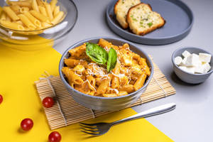 Mix Sauce Pasta (pink)