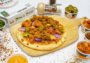Chicken Tikka Lababdar Pizza