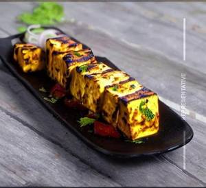 Paneer Lehsuni Tikka