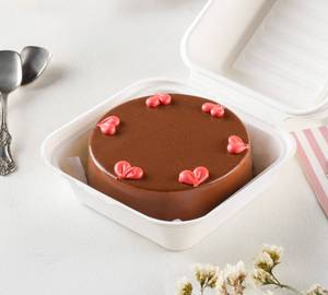 Bento Little Chocolate Heart Cake [200 Grams]