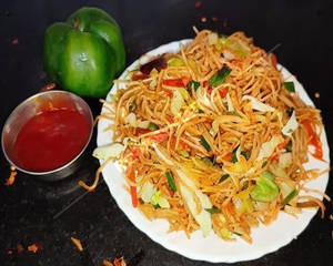 Veg Chilli Garlic Noodles