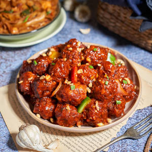Hot Garlic Manchurian Dry - 16 Pcs