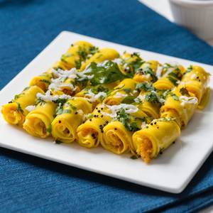 Khandvi Rolls
