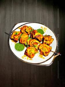 Murgh Lasooni Tikka    