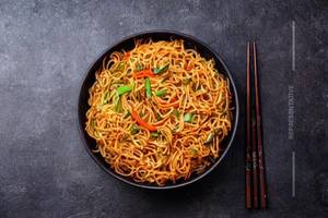 Veg Schezwan Noodles