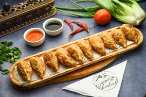 Veg Fried Momo (8 Pcs)