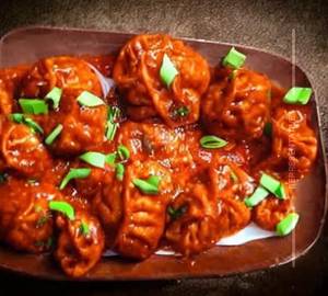 Paneer manchurian momos