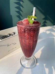 Berry Smoothie .