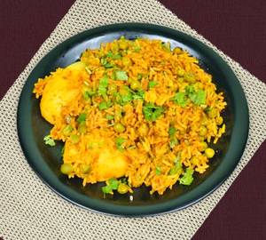 Aloo Tehri With Hari Dhaniya Chatni....Full Plate