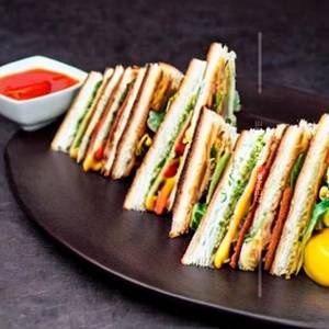Veg Club Sandwich