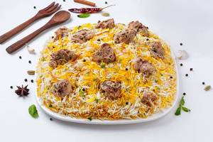 Lucknowi Reshmi Tikka Biryani Serves 4