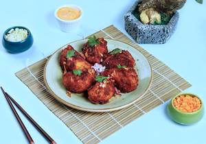 Wok Tossed Paneer Momos