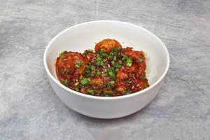 FRIED PAN TOSSED - Palak Paneer Momos