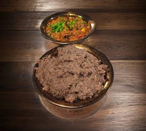 Ragi mudda [with guttivankaya]