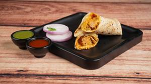 Cheesy Chilli Chicken Roll                 