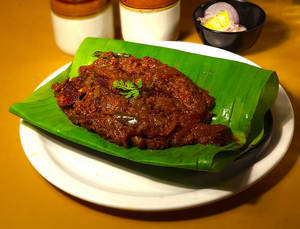 Karimeen Pollichathu