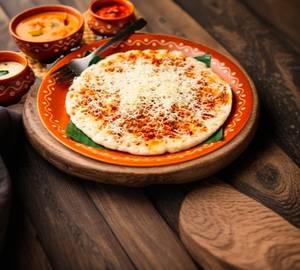 Veg cheese uttapam