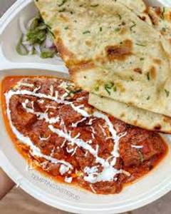 Gravy Chaap + 1 Big Butter Naan                                          