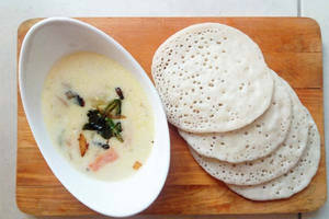 Kallappam With Vegetables Stew