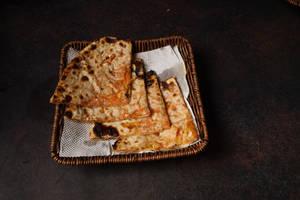 Kulcha (keema/stuffed)