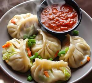 Veg Steamed Momos [6 Pcs]
