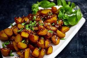 Honey Chilly Potatoes