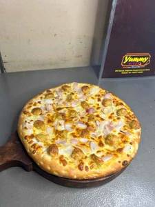 Chicken Meat Balls Pizza 