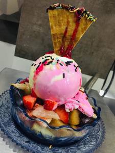 Mix Fruit With Ice Cream