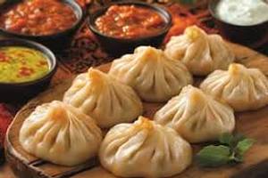 Veg Steam Momo (4 Pcs) with Fresh Lime Soda                                            