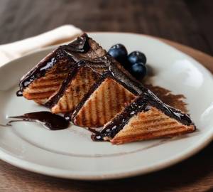 Chocolate Grilled Sandwich