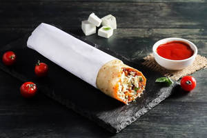 Cheesy Malai Paneer Roll