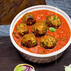 Cheese Kofta Curry