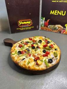 Paneer Makhani Pizza