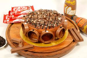 Kit Kat Cake Full