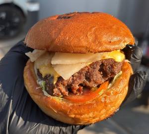 Porquito Beef Burger
