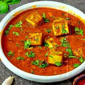 Tawa paneer hari mirch