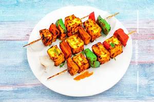 Achari Paneer Tikka