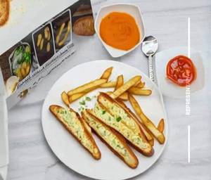 Cheese Chili Toast & French Fries                  