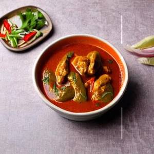 Chicken Savaji Red Curry 