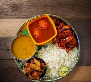 Egg Curry Thali