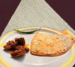 Tikona paratha