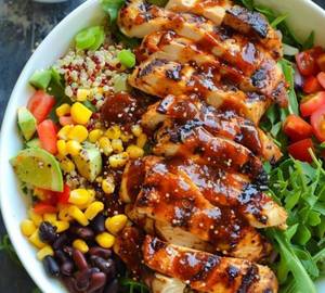 Barbeque Chicken Super Salad